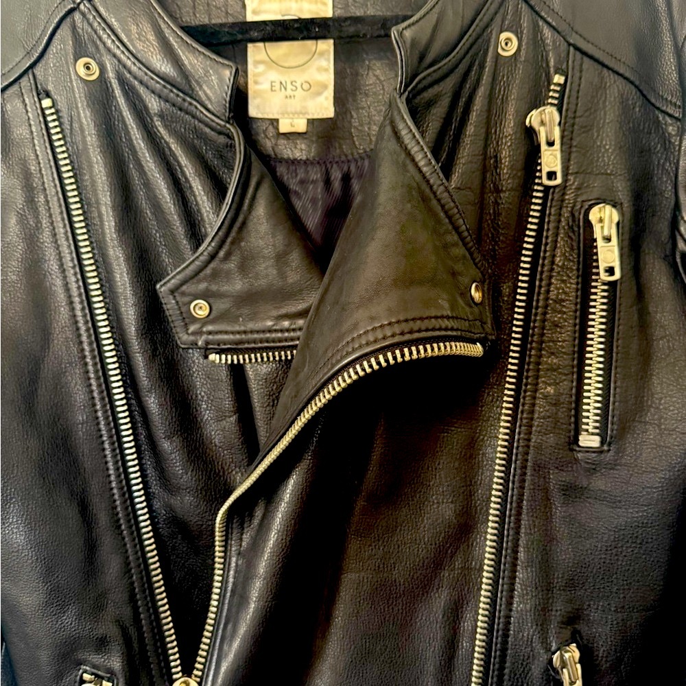 REAL LEATHER MENS MOTO JACKET. Black Leather Jacket with Zipper Details